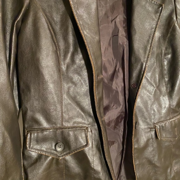 RVT Stressed Black Faux Leather Jacket - Picture 5 of 11